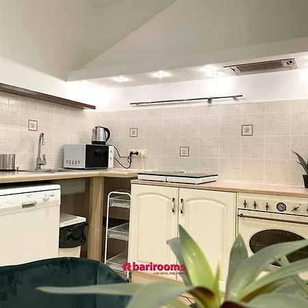 Abate Gimma Albergue Bari